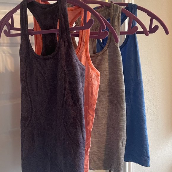 Lululemon Swiftly Tech Tank's BUNDLE of 4 - Picture 14 of 14